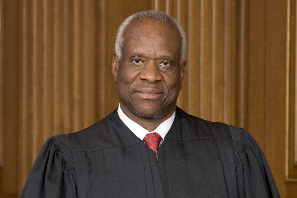 Law Students Protest, Will Miss Out on Clarence Thomas’ Teaching